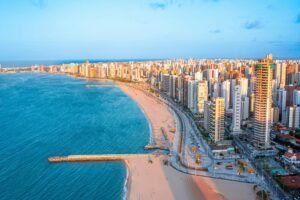 Prefeito de Fortaleza Evandro Leitão participa de encontro com o Conselho da Beira Mar